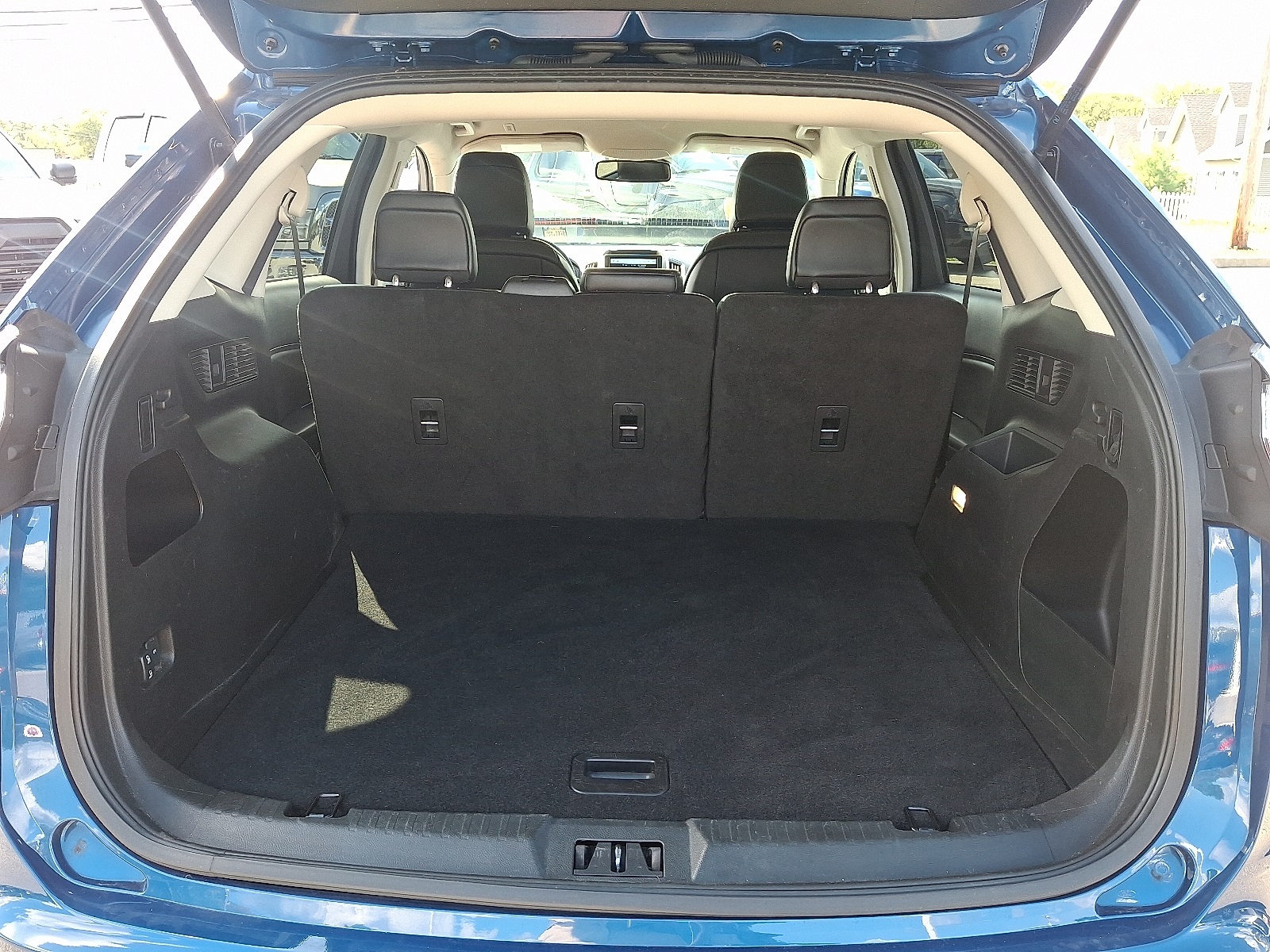 2024 Ford Edge SEL photo 24