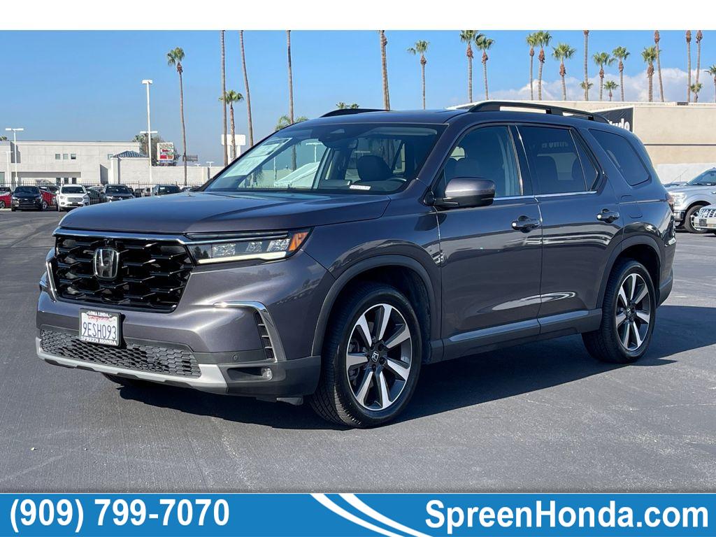 2023 Honda Pilot Elite's photo