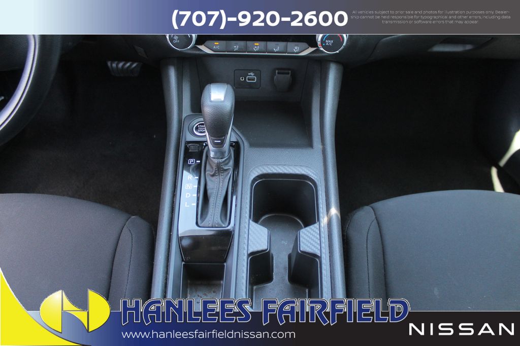 2023 Nissan Sentra S photo 17