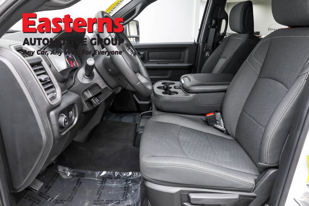 2025 Ram 2500 Tradesman photo 12