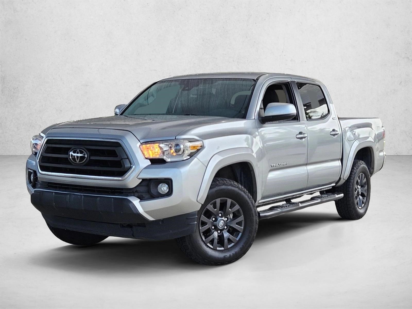 2022 Toyota Tacoma SR5's photo