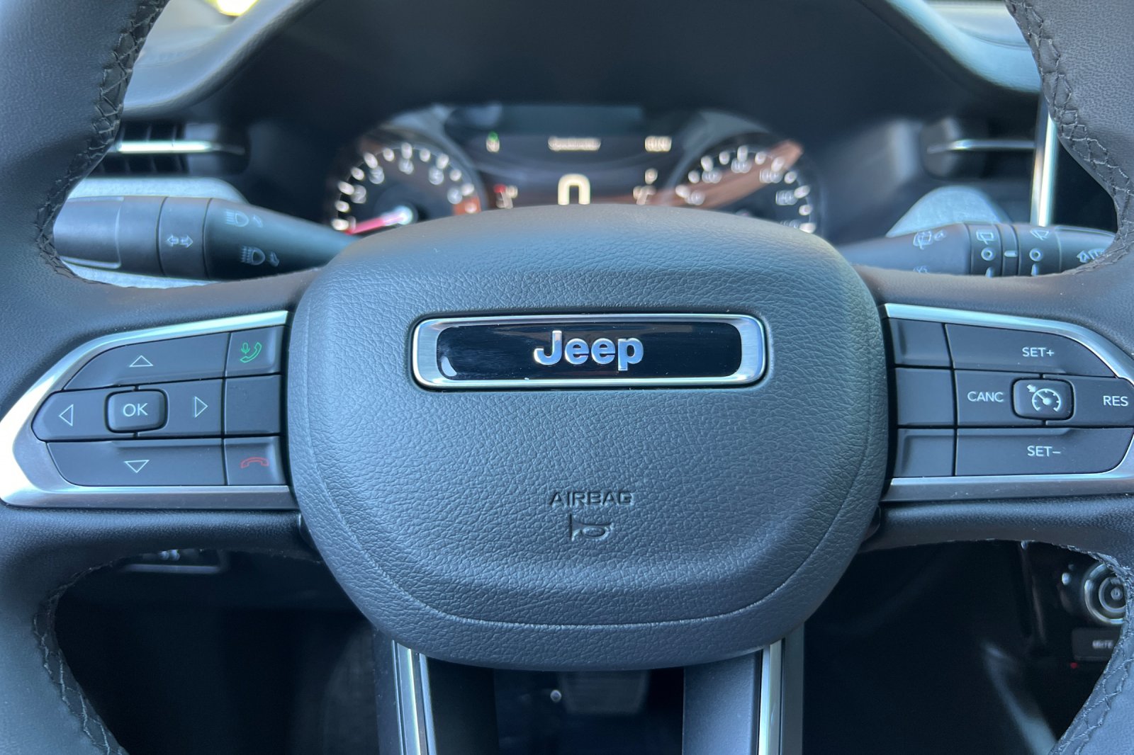 2024 Jeep Compass Latitude photo 19