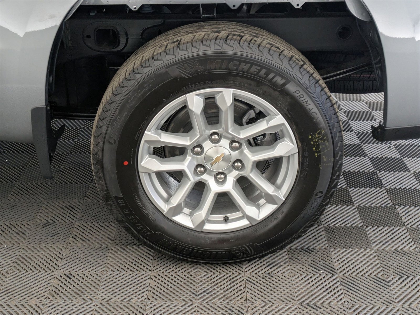2025 Chevrolet Silverado 1500 LT photo 13