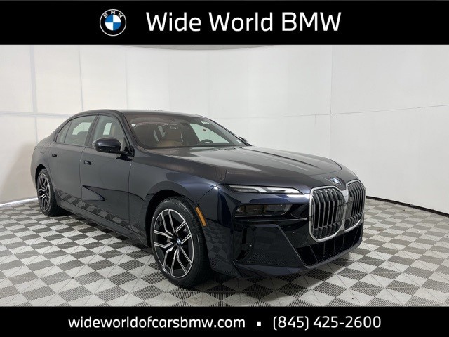 New 2025 BMW 7 Series 740i xDrive 4dr Car in Spring Valley