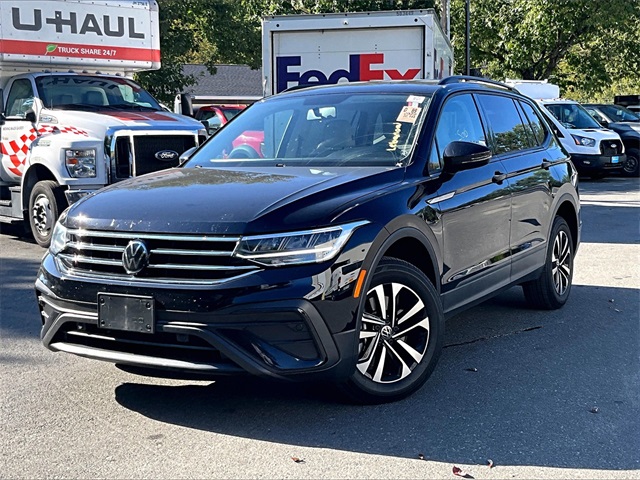 2022 Volkswagen Tiguan S photo 3