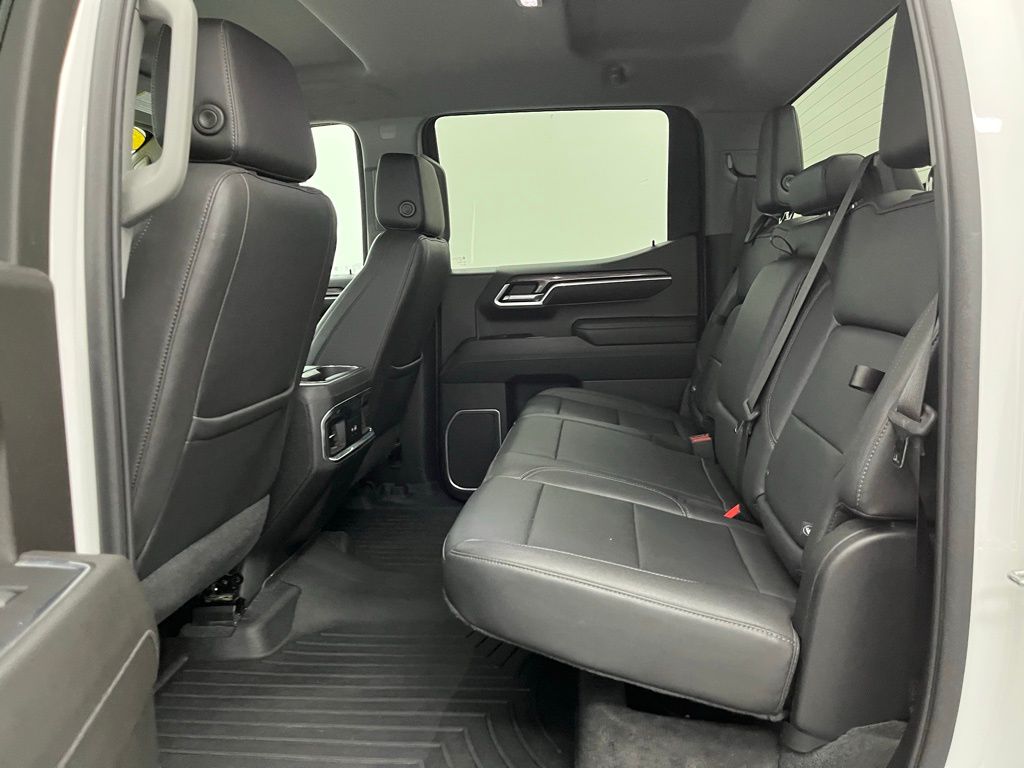 2022 Chevrolet Silverado 1500 LTZ photo 27