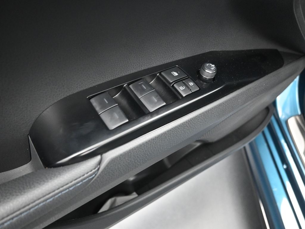 2025 Toyota Camry XSE photo 11