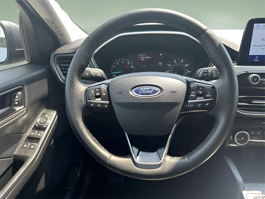 2022 Ford Escape SE photo 5