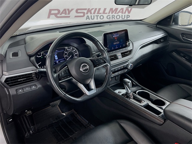 2023 Nissan Altima 2.5 SR photo 31