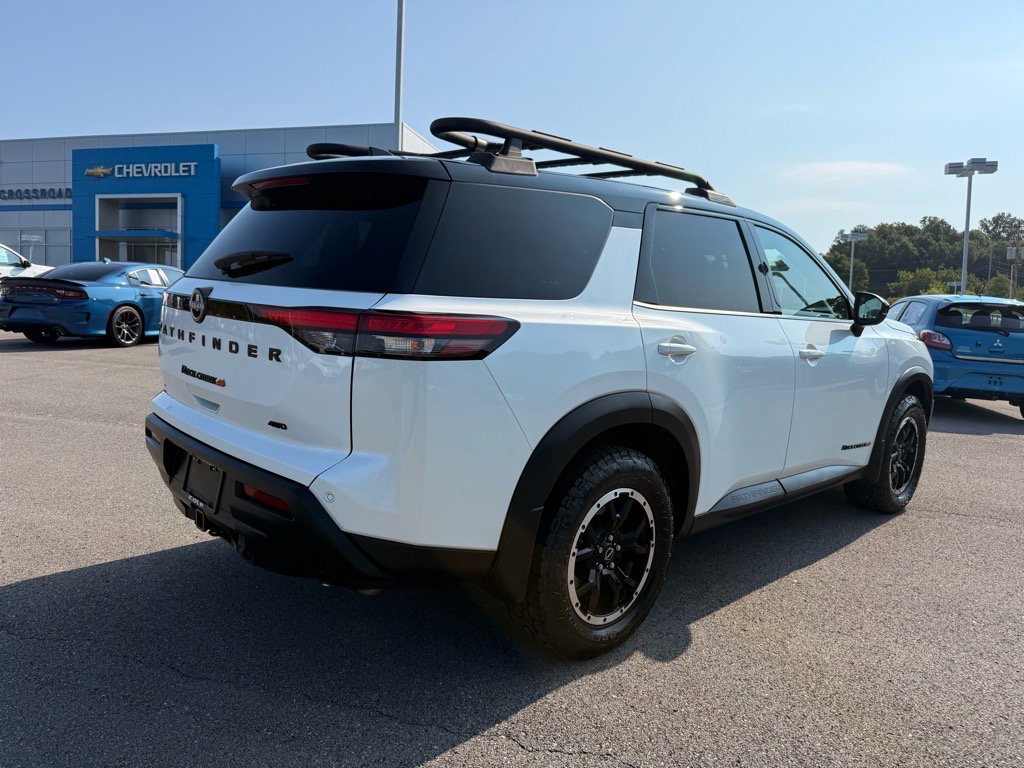 2025 Nissan Pathfinder Rock Creek photo 4