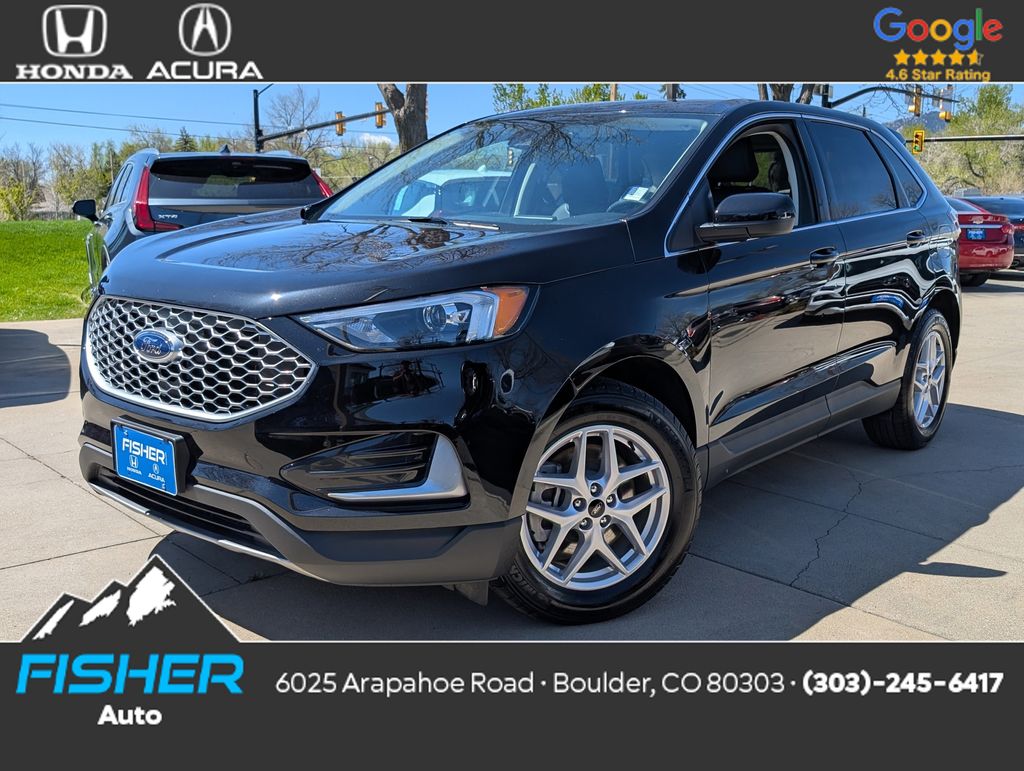 Used 2024 Black Metallic Ford SEL image 1