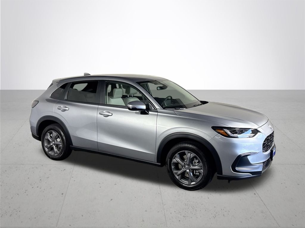 2026 Honda HR-V LX photo 4