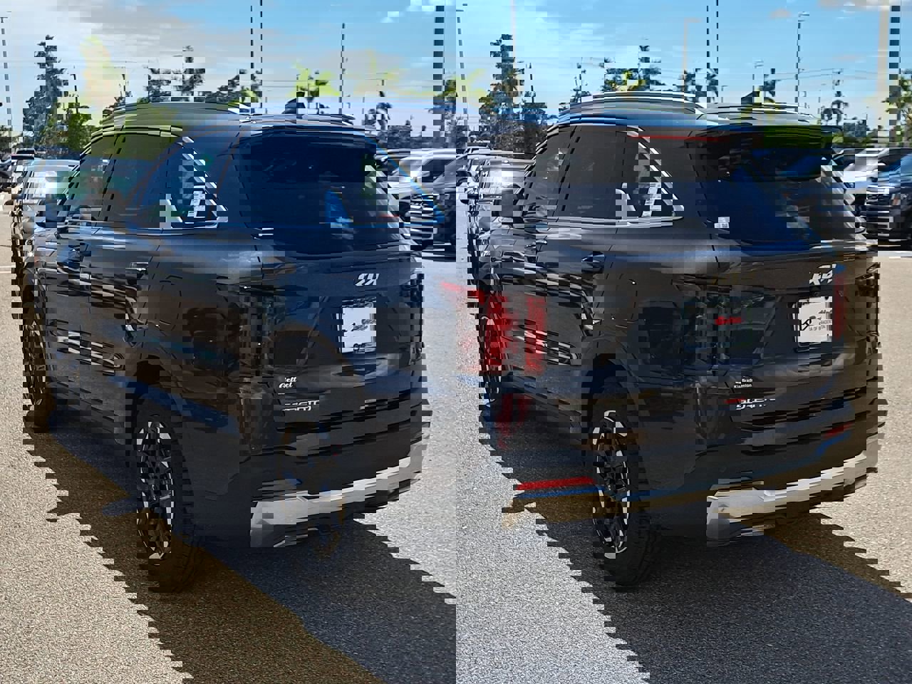 2025 Kia Sorento S photo 4