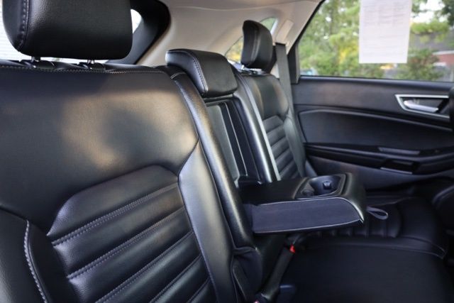 2024 Ford Edge SEL photo 24
