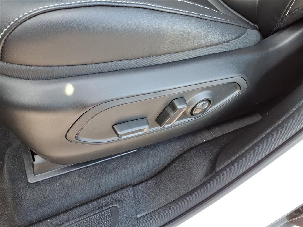 2025 Jeep Grand Cherokee Limited photo 4