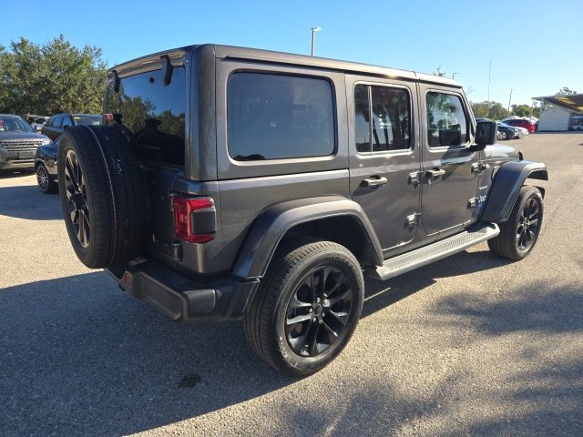 2022 Jeep Wrangler 4xe Unlimited Sahara photo 4