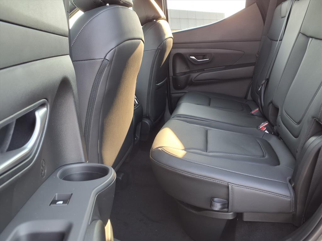 2026 Hyundai Santa Cruz SEL Activity photo 3
