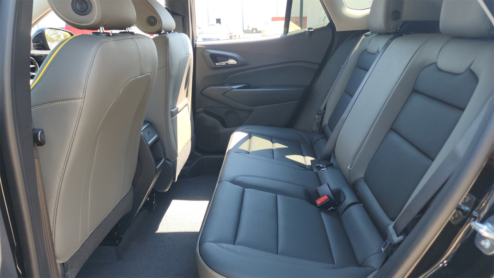 2025 Chevrolet Trax ACTIV photo 15