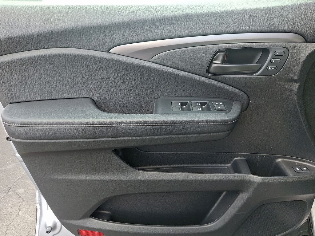 2023 Honda Passport EX-L photo 10