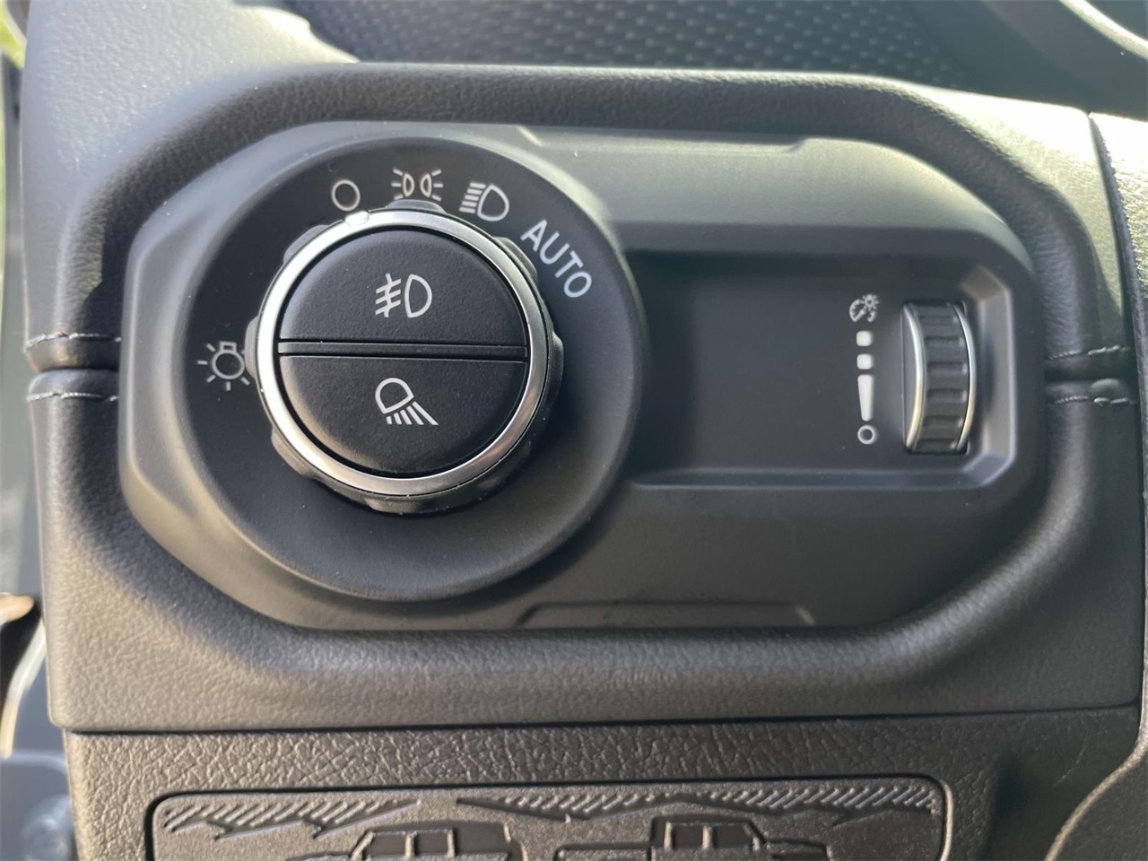 2025 Jeep Wrangler Rubicon photo 10