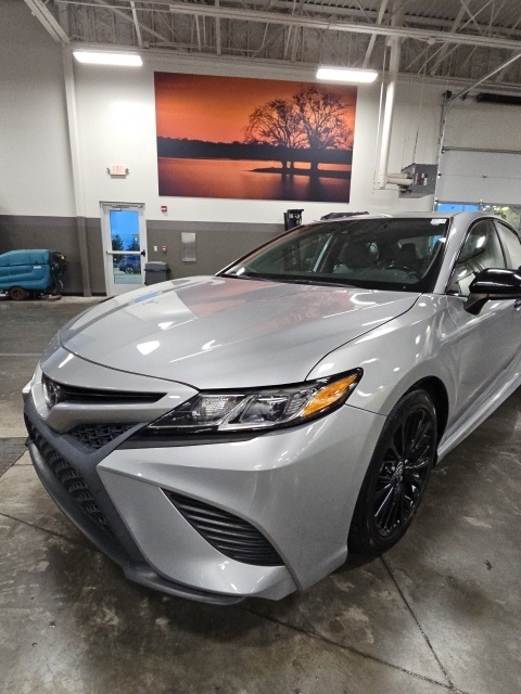 2020 Toyota Camry SE photo 48