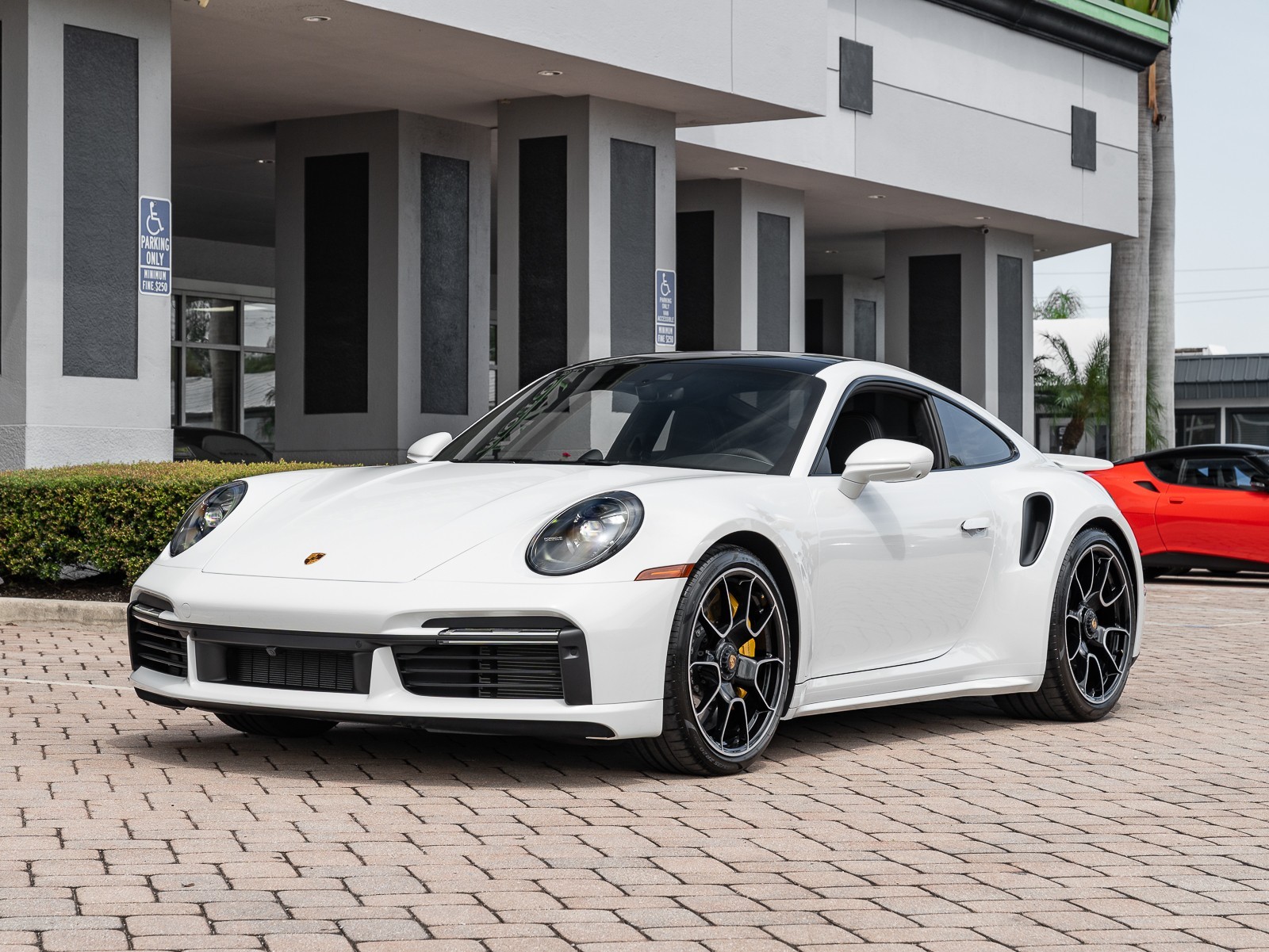 2023 Porsche 911 Turbo S photo 33