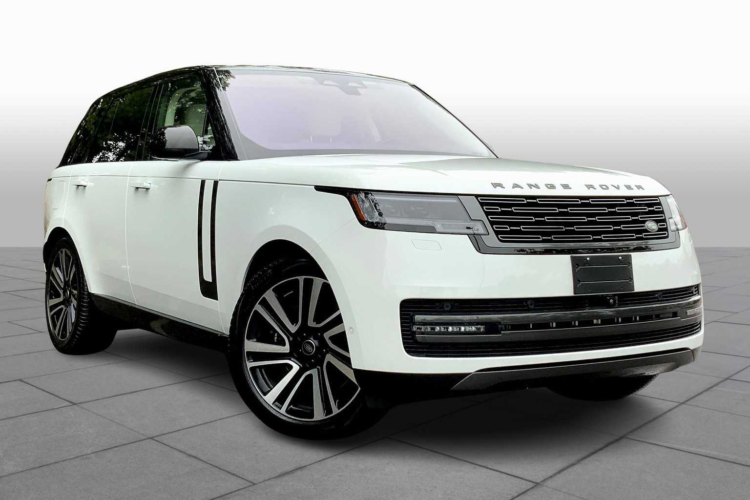 2023 Land Rover Range Rover SE photo 2