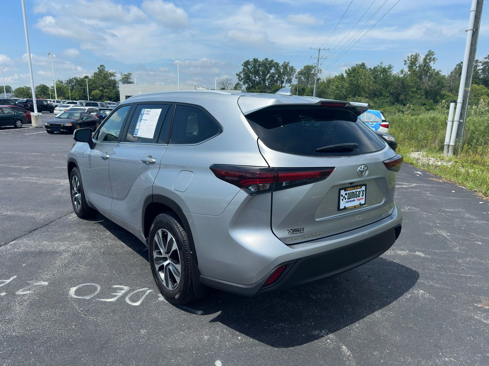 2024 Toyota Highlander XLE photo 4