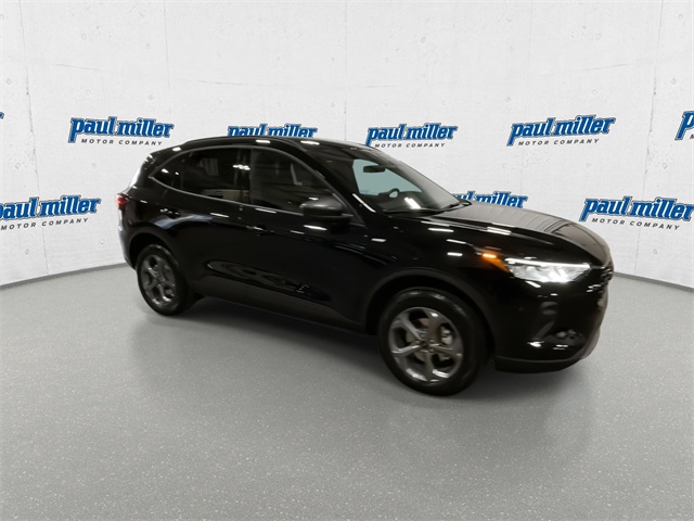 2026 Ford Escape ST-Line photo 2