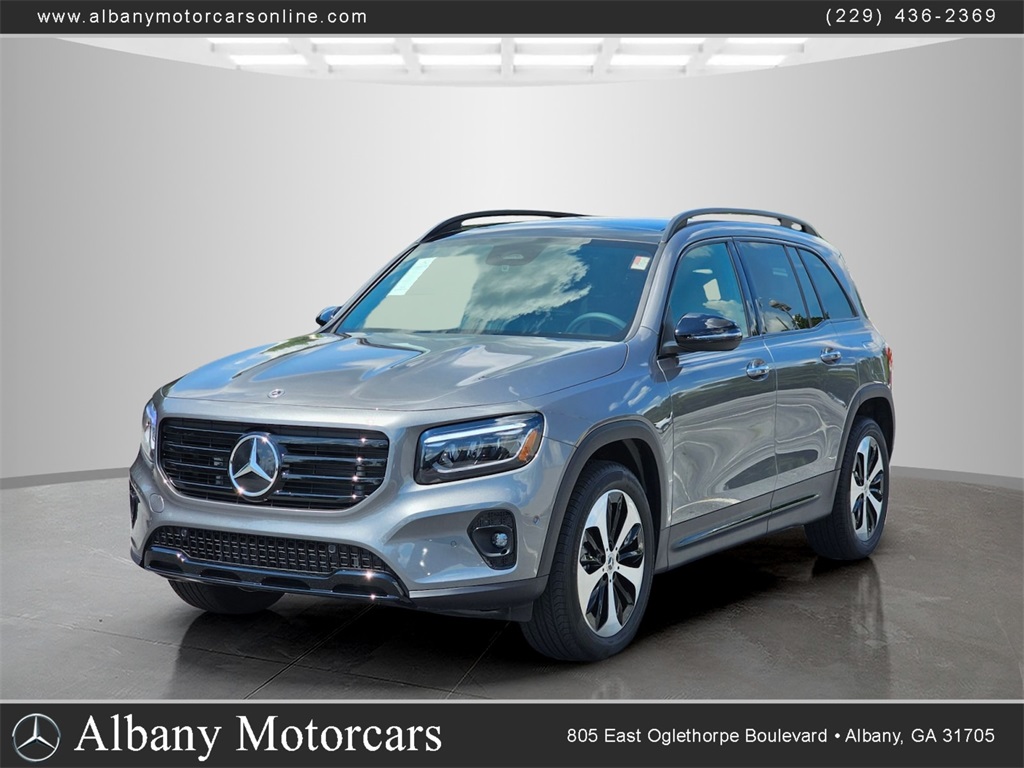 2026 Mercedes-Benz GLB GLB 250's photo