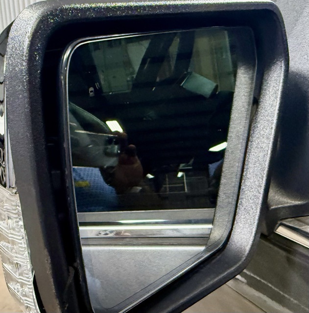 2022 Ford F-150 Platinum photo 10