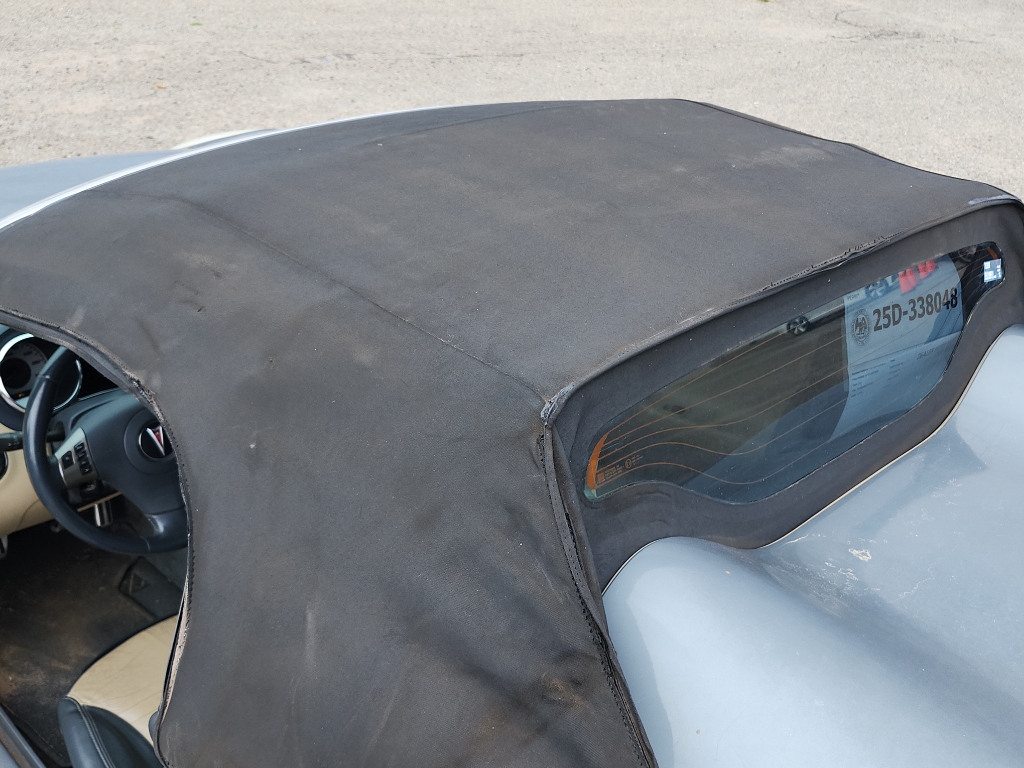 2007 Pontiac Solstice Base photo 13