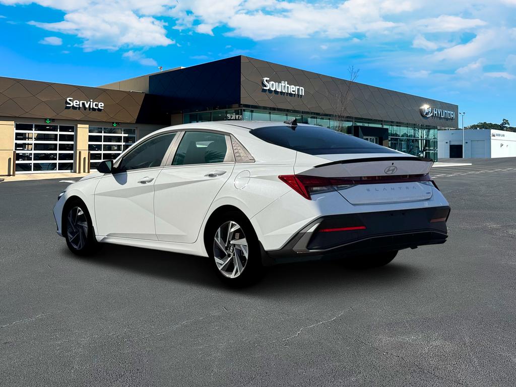 2025 Hyundai Elantra Hybrid SEL Sport photo 4