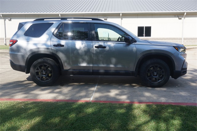 2025 Honda Pilot EX-L photo 3