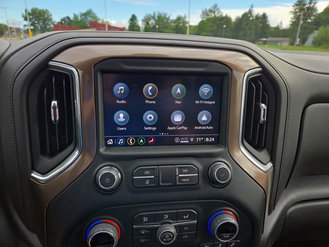 2022 Chevrolet Silverado 1500 High Country photo 16