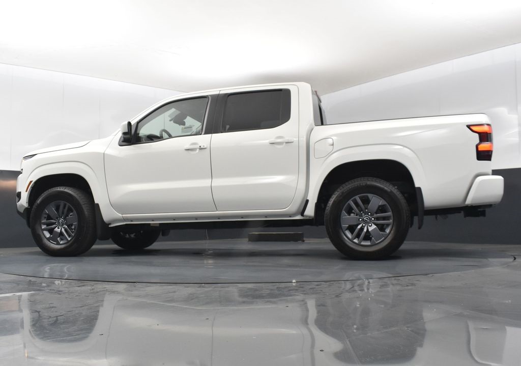 2025 Nissan Frontier SV photo 35