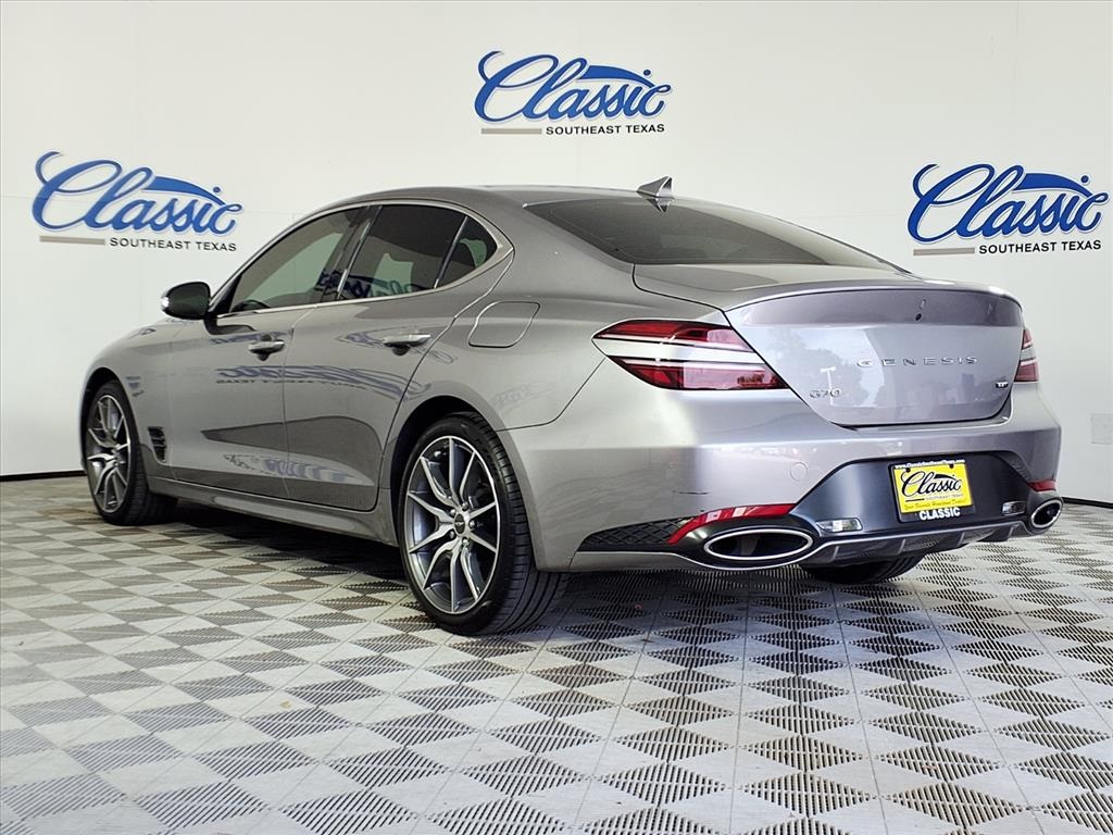 2023 Genesis G70 3.3T photo 2