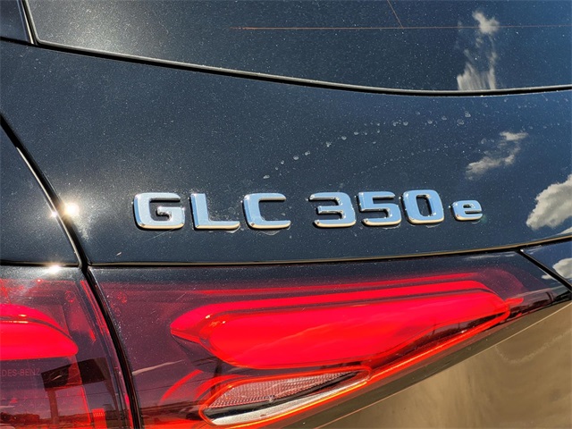 2025 Mercedes Benz GLC 350e 4MATIC photo 9