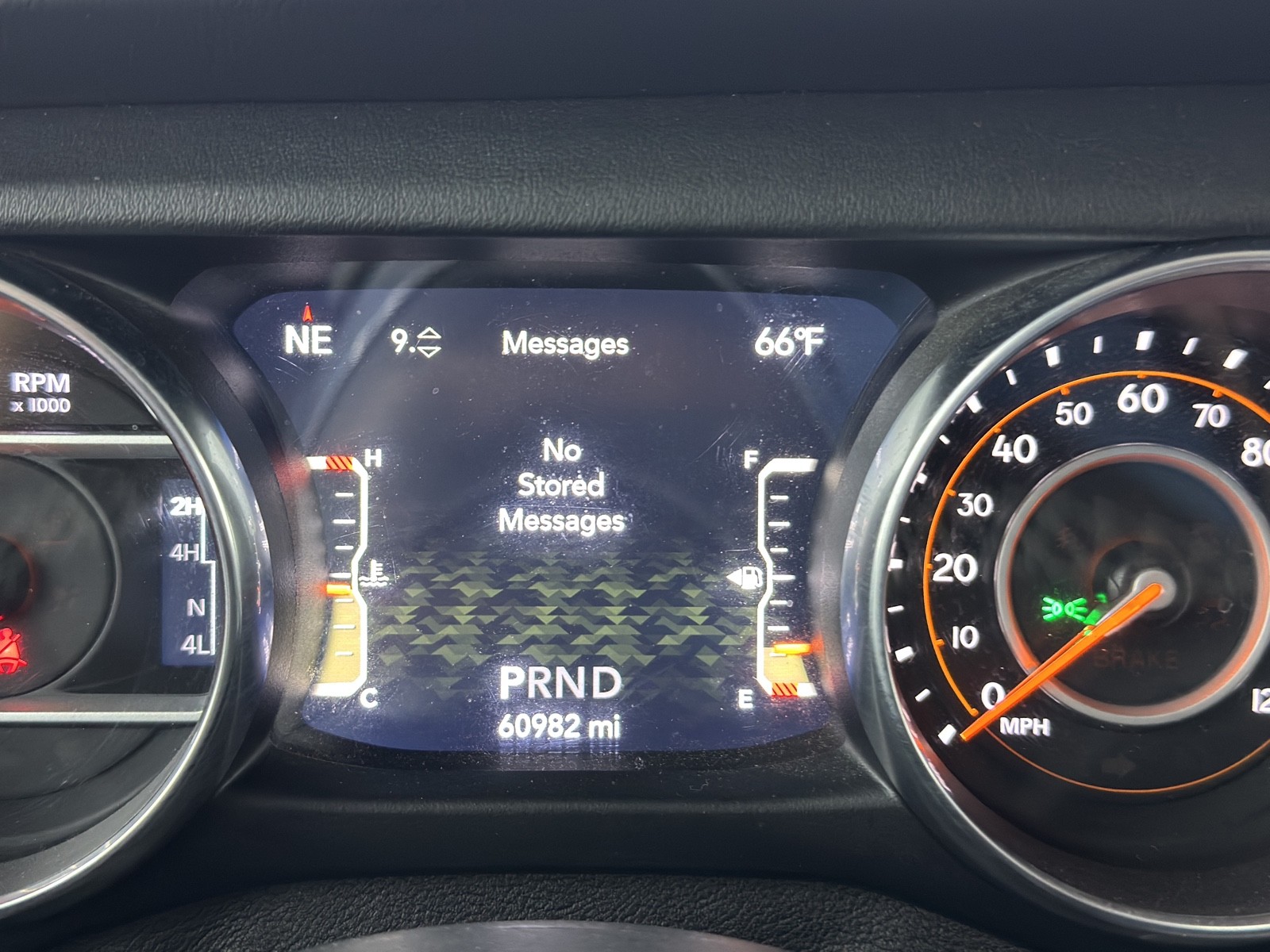 2020 Jeep Gladiator Overland photo 26