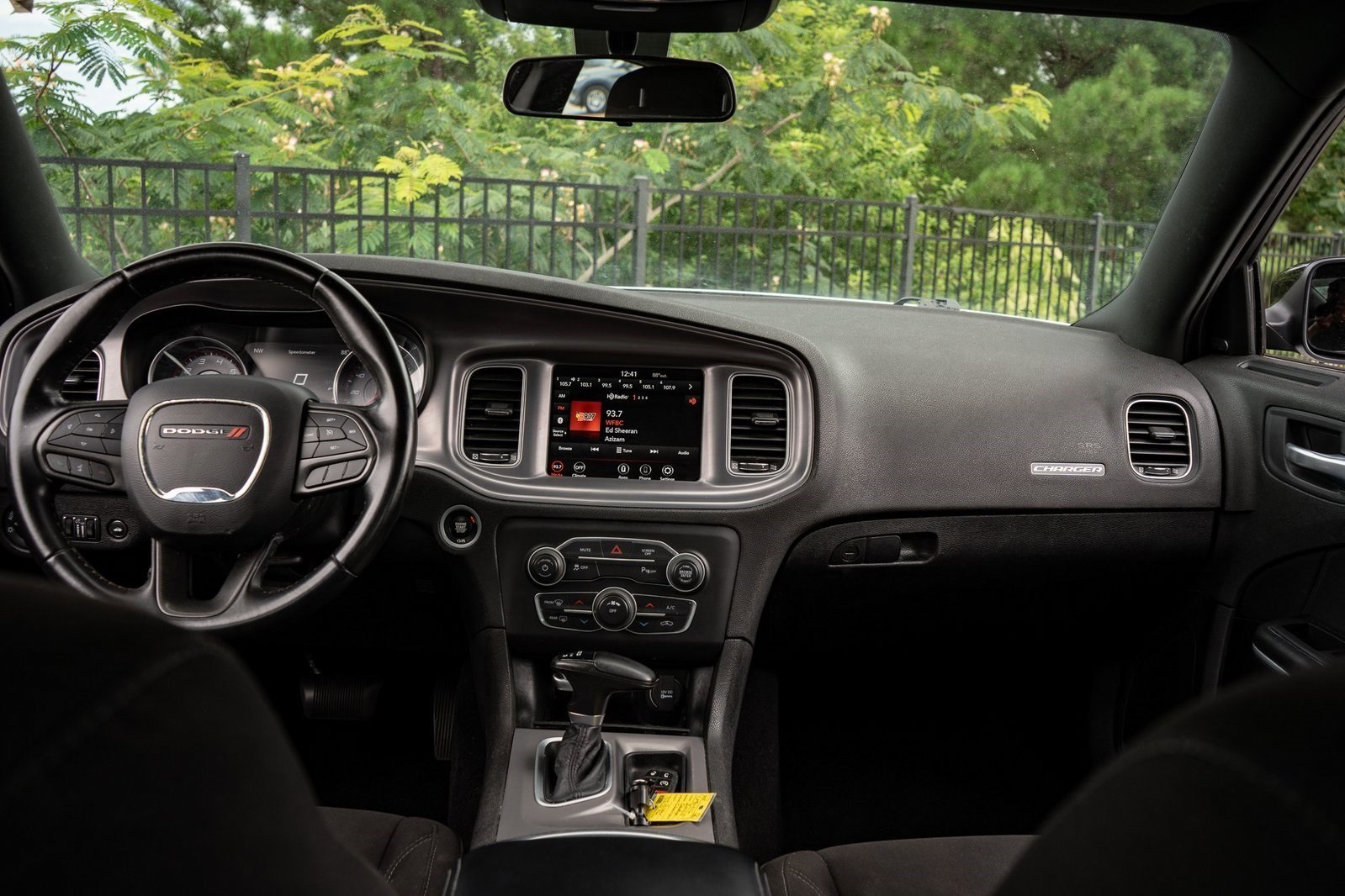 2023 Dodge Charger SXT photo 16