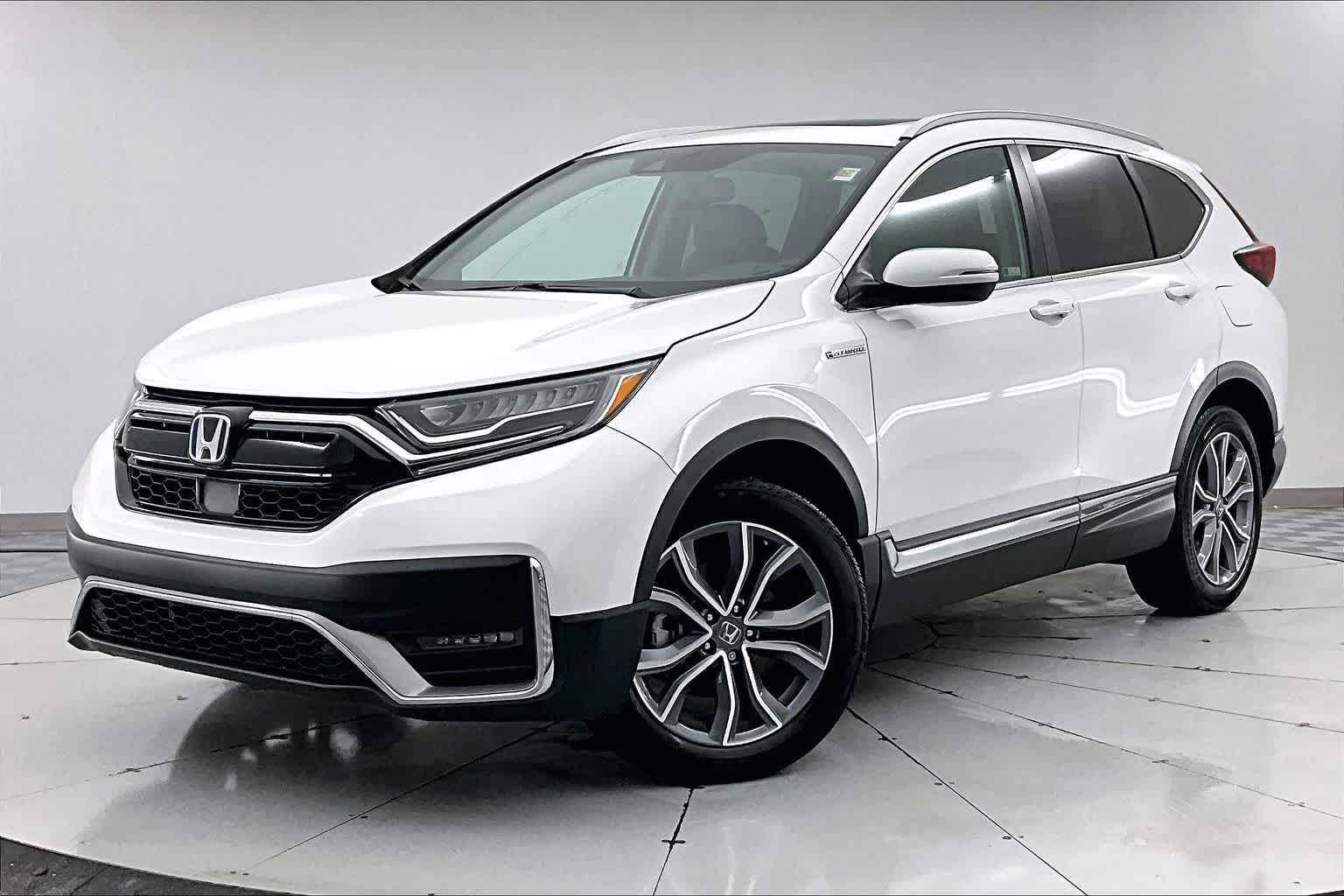 2022 Honda CR-V Touring's photo