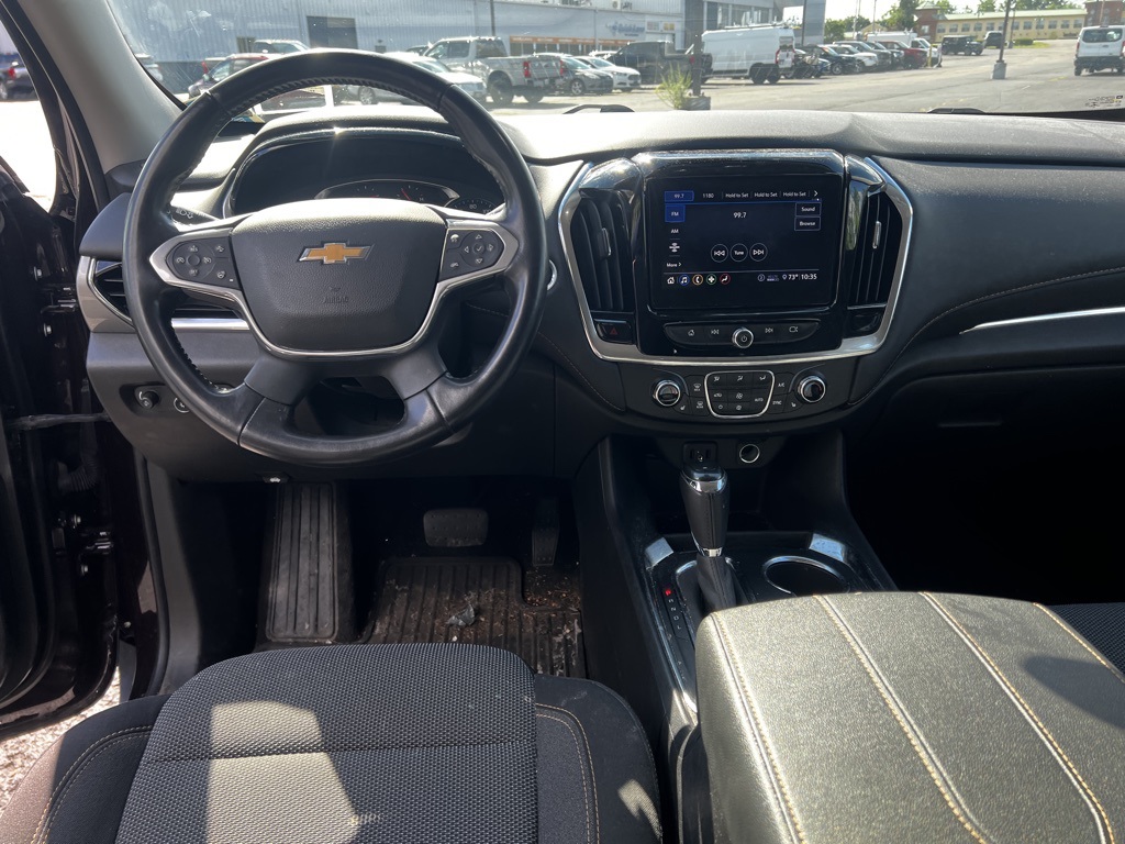 2020 Chevrolet Traverse Cloth 1LT photo 2