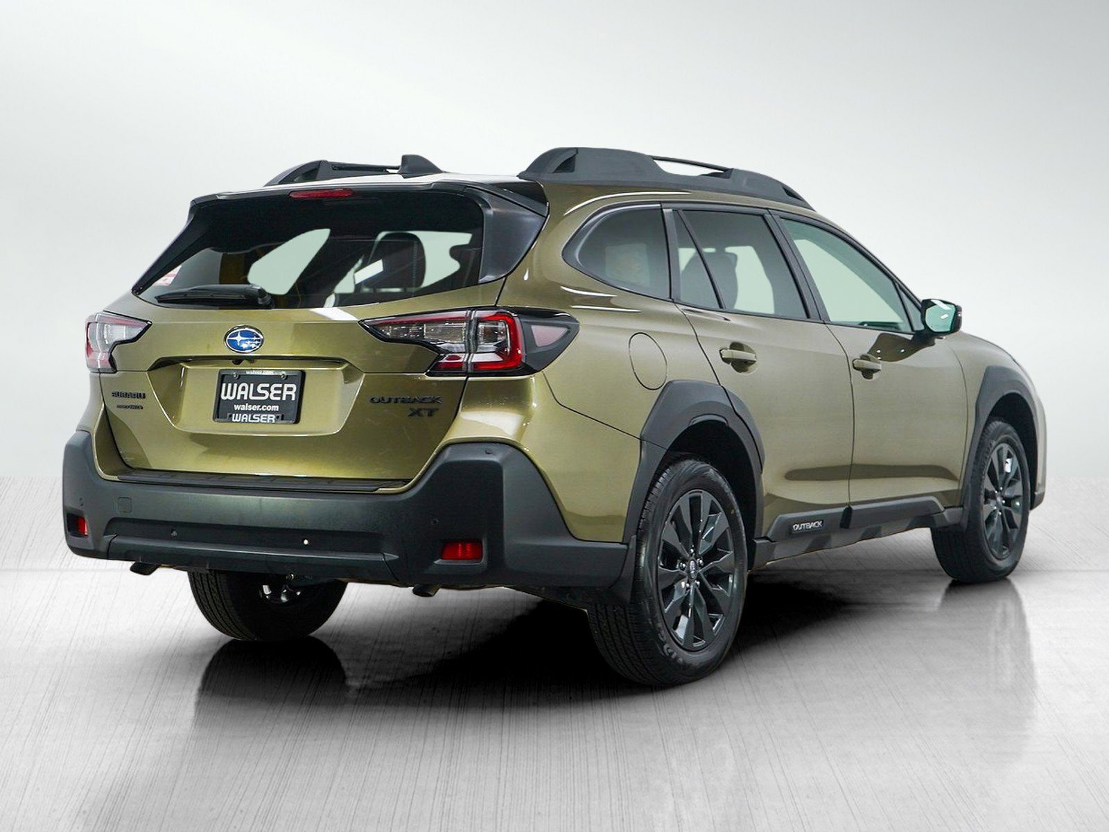 2025 Subaru Outback Onyx Edition XT photo 2