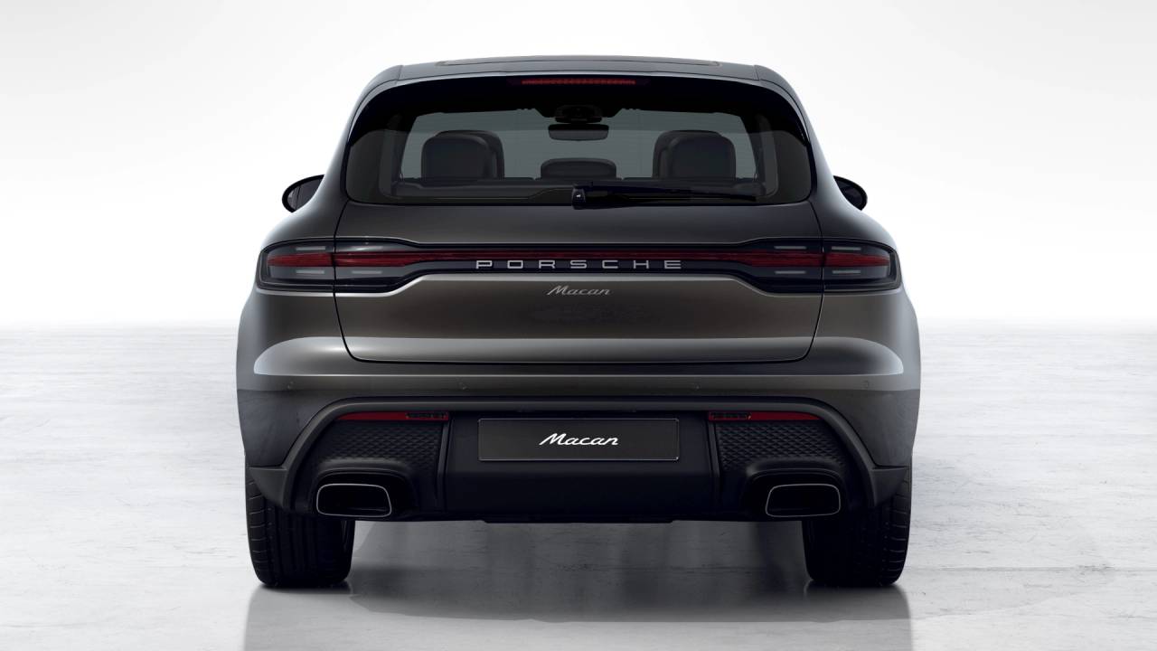 2026 Porsche Macan T photo 4