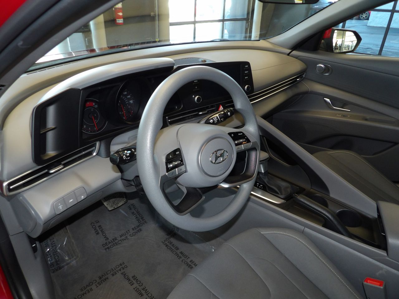 2022 Hyundai Elantra SEL photo 24