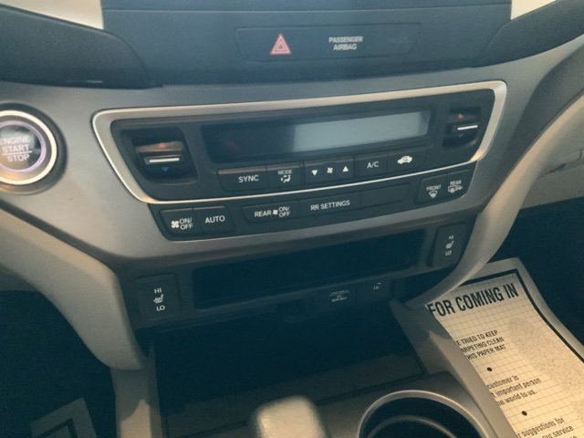 2019 Honda Ridgeline RTL photo 22