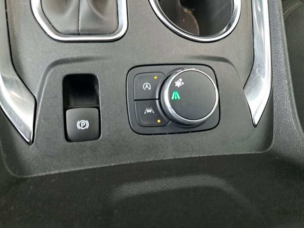 2023 Chevrolet Traverse Cloth photo 15