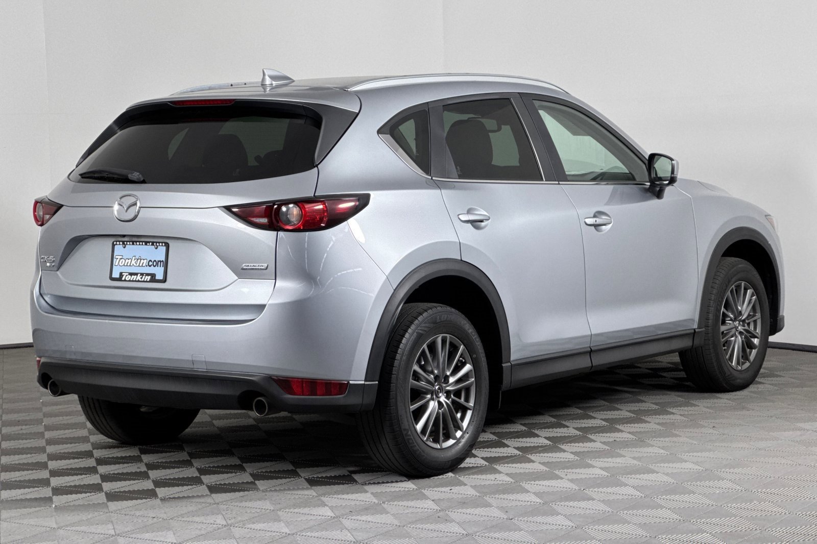2017 Mazda CX-5 Touring photo 3