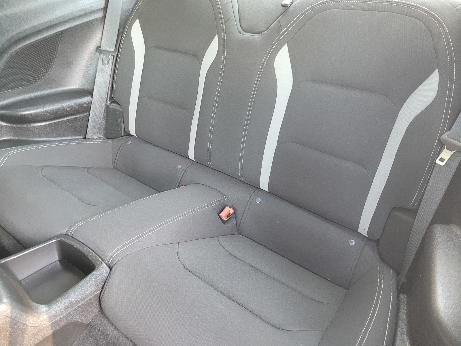 2021 Chevrolet Camaro 1LS photo 10