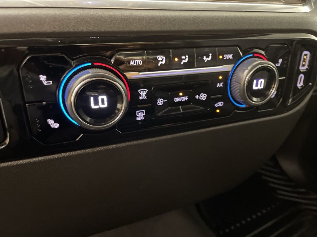 2023 Chevrolet Silverado 1500 RST photo 32
